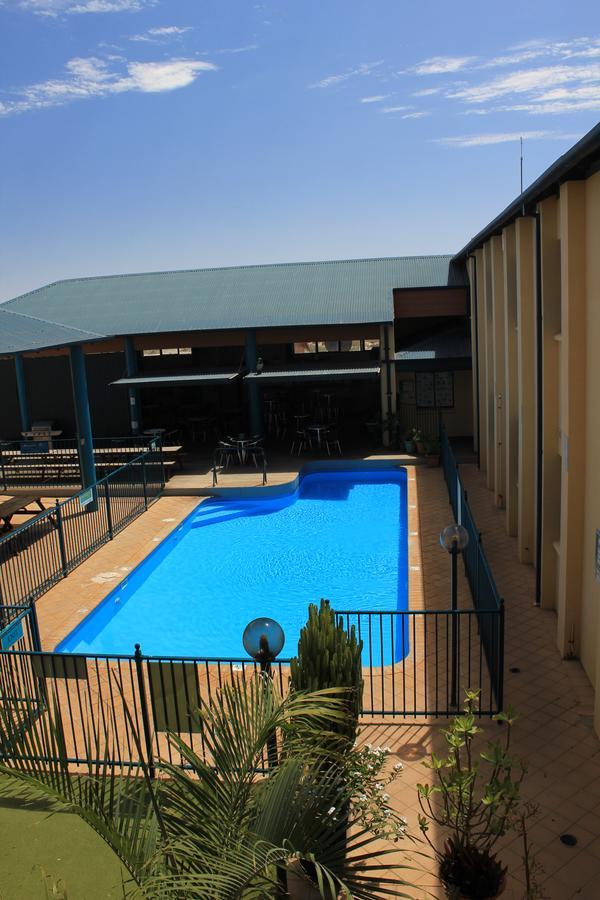 Ningaloo Club Backpackers Hostel Κόραλ Μπέι Εξωτερικό φωτογραφία