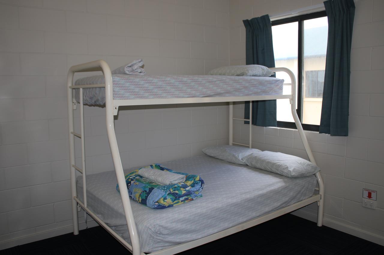 Ningaloo Club Backpackers Hostel Κόραλ Μπέι Εξωτερικό φωτογραφία