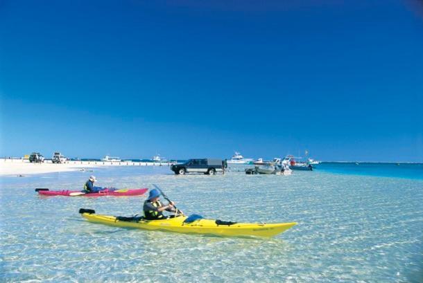 Ningaloo Club Backpackers Hostel Κόραλ Μπέι Εξωτερικό φωτογραφία